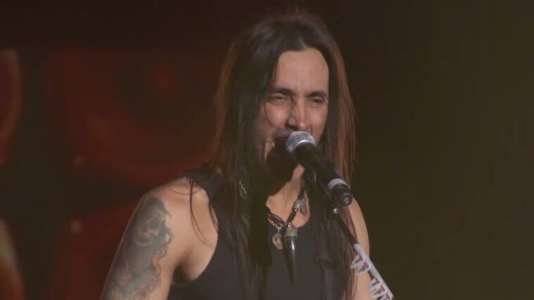 Extreme - It 's A Monster, Pornograffitti. Pornograffitti Live 25. 2016 18 Nuno Bettencourt
