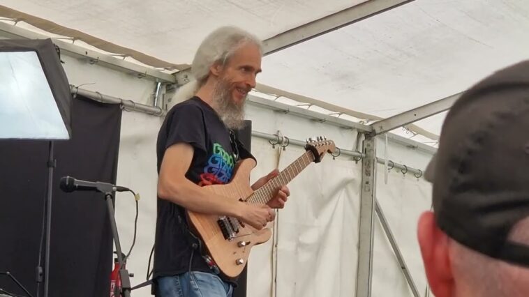 Guthrie Govan