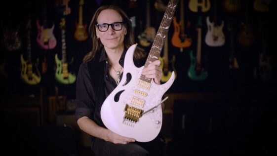 Steve Vai