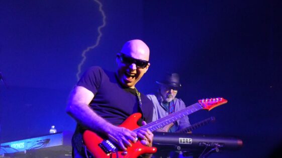 Joe Satriani