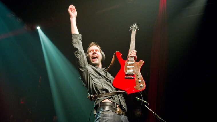 Paul Gilbert on the bizarre effect hearing loss has on live shows 18 Paul Gilbert on the bizarre effect hearing loss has on live shows