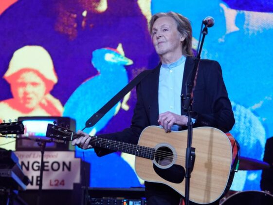 Paul McCartney dusted off a classic Beatles hit for Taylor Swift’s wedding
