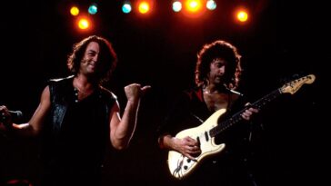 “Can I state here that I hate the Police?” Ritchie Blackmore says the band helped bring Deep Purple back together