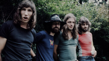 David Gilmour’s wildest Pink Floyd guitar sound was an accident
