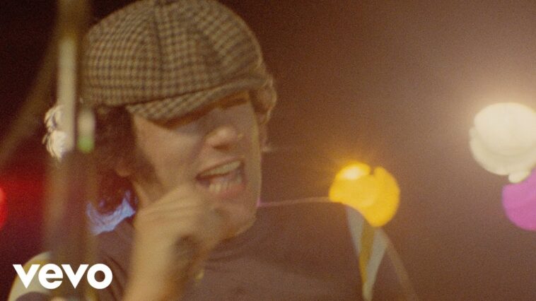 “I never saw what the big fuss was about Clapton to begin with”: Angus Young’s thoughts on Eric Clapton – and the players he prefers 18 “I never saw what the big fuss was about Clapton to begin with”: Angus Young’s thoughts on Eric Clapton – and the players he prefers