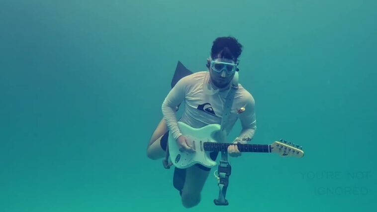 Jakub Zytecki - The Sea's Only Gifts Are Harsh Blows (cover) 18 Jakub Zytecki