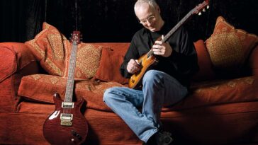 John Mayer to induct Paul Reed Smith into Guitar Center Rockwalk
