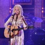 Learn Dolly Parton’s ‘thumb and flick’ guitar playing style