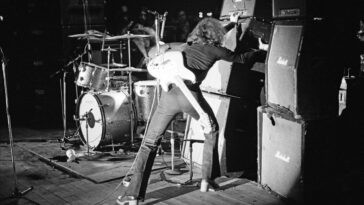 “One of the secrets that they will deny to this day was that they could not come up with the sound that I wanted”: Why Ritchie Blackmore’s iconic Marshall stacks were actually Vox amps in disguise