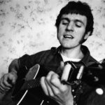 Ralph McTell reveals the story behind his classic hit "Streets of London" 34 Ralph McTell reveals the story behind his classic hit "Streets of London"