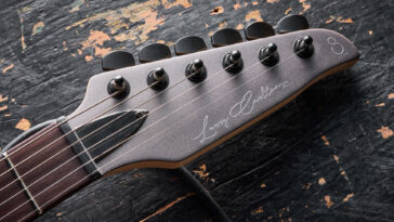 Sire Larry Carlton X1 review