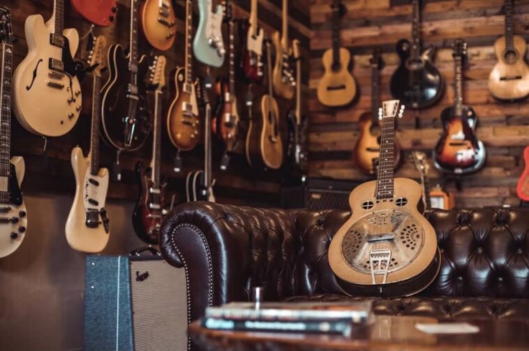 “We didn’t recognize him immediately – honestly thought it was James McCartney for a minute”: How a vintage guitar store in Malta landed Lewis Capaldi a rare Gibson acoustic 18 “We didn’t recognize him immediately – honestly thought it was James McCartney for a minute”: How a vintage guitar store in Malta landed Lewis Capaldi a rare Gibson acoustic