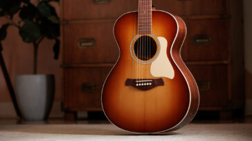 We review the Taylor Ben Harper Gold Label 512e Special Edition grand concert