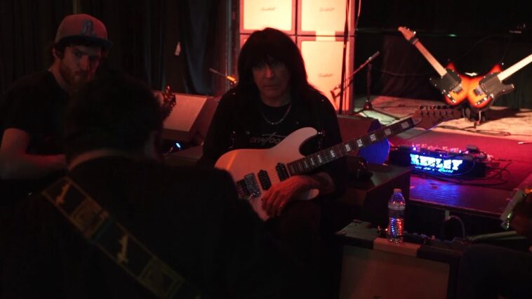Why You Should Shred With A Heavy Pick - Speed Kills Master Class 18 Michael Angelo Batio