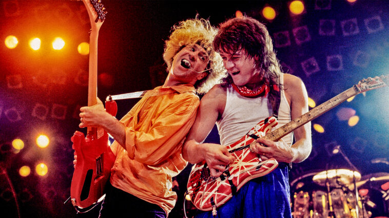 Alex Van Halen slams Sammy Hagar: "A complete idiot"