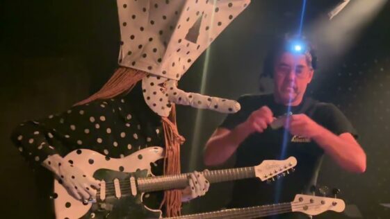 Angine de Poitrine broke a string onstage – and restringing the double-neck was so challenging it nearly derailed the show