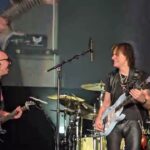 Enter the Sandman - Steve Vai & Joe Satriani - 5/5/2024 26 Steve Vai