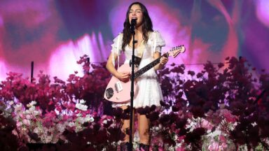 “Five prototypes before I got the body right. It had to look cool, play easy, feel comfortable, and most of all, sound good”: Olivia Rodrigo kicks off her Unraveled tour with a “one of one” heart-shaped guitar and a surprise solo