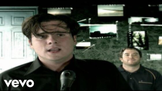 “I’m not a shredder. I don’t do leads. The solo was figured out on the spot”: Jim Adkins on the making of Jimmy Eat World’s Bleed American – and The Middle’s iconic guitar lead