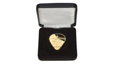 Pink Floyd has a Dark Side of the Moon guitar pick made from gold – and it’s one of the most expensive guitar picks ever made