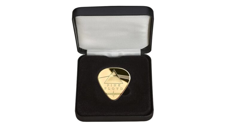 Pink Floyd has a Dark Side of the Moon guitar pick made from gold – and it’s one of the most expensive guitar picks ever made 18 Pink Floyd has a Dark Side of the Moon guitar pick made from gold – and it’s one of the most expensive guitar picks ever made