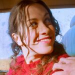 “She will not agree to work with an incompetent blackmailer for the next 15 years or pay her a ransom under the gun”: Alanis Morissette to sue “terrible” ex-tour manager