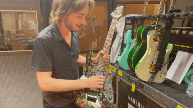 Steve Vai's Guitar Rig for Metropole Orchestra Show 2023 18 Steve Vai