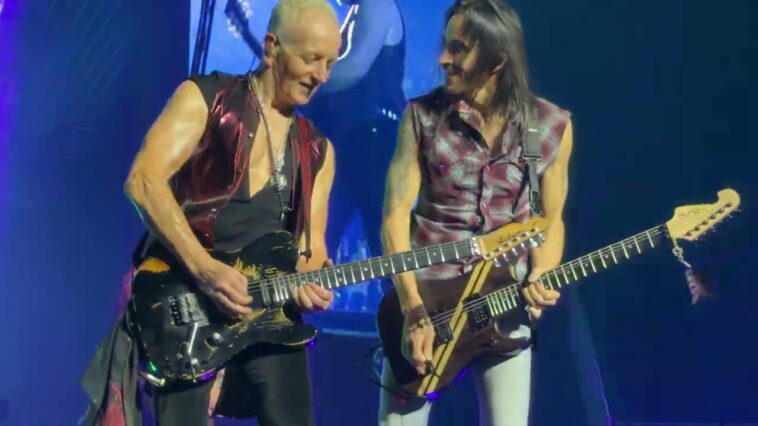 Def Leppard & Nuno Bettencourt - Slang - The O2 Arena, London - 2 July 2026 18 Nuno Bettencourt