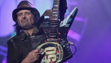 Motörhead guitarist Phil Campbell died from multi-organ failure