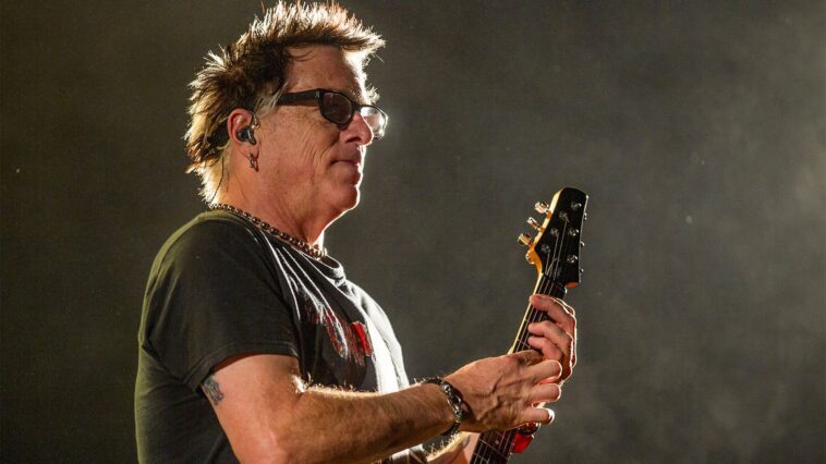 Offspring guitarist Noodles Wasserman steps away for health emergency 18 Offspring guitarist Noodles Wasserman steps away for health emergency