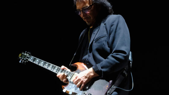Ozzy Osbourne sent a Guinness bar to fight Tony Iommi’s cancer