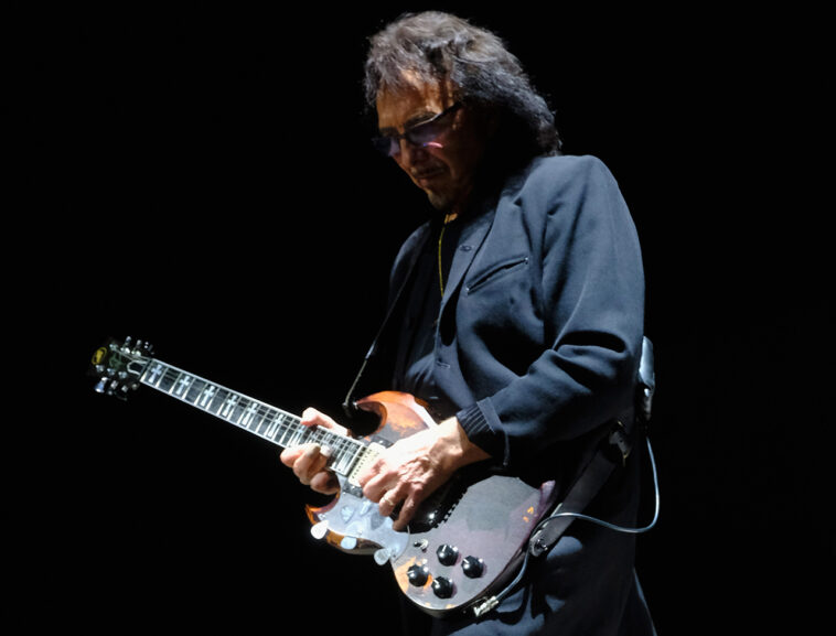 Ozzy Osbourne sent a Guinness bar to fight Tony Iommi’s cancer