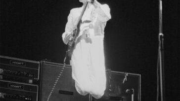 Pete Townshend’s rescued 1969 SG is coming out of retirement