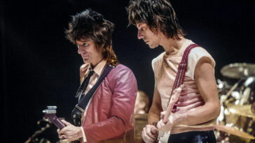 Ron Wood: How I ended up playing bass for Jeff Beck