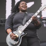 Tetrarch's Diamond Rowe performs Metallica classic at NFL game