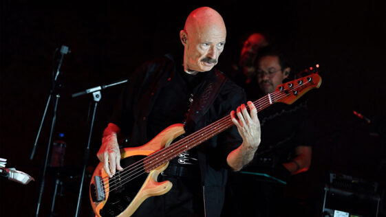 Tony Levin on David Gilmour. John Lennon, Robert Fripp and more