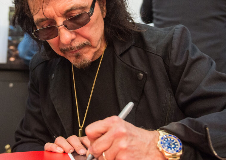 What happened when Tony Iommi tried to play guitar without his false fingertips: “There was blood all over the place”
